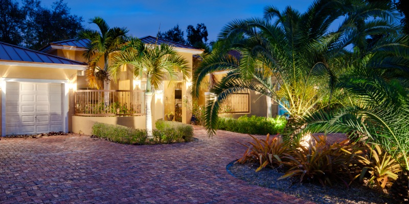 Architectural & Façade Lighting in Deltona, Florida